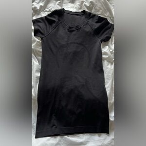 Lululemon Swiftly Tech Short-Sleeved Shirt 2.0